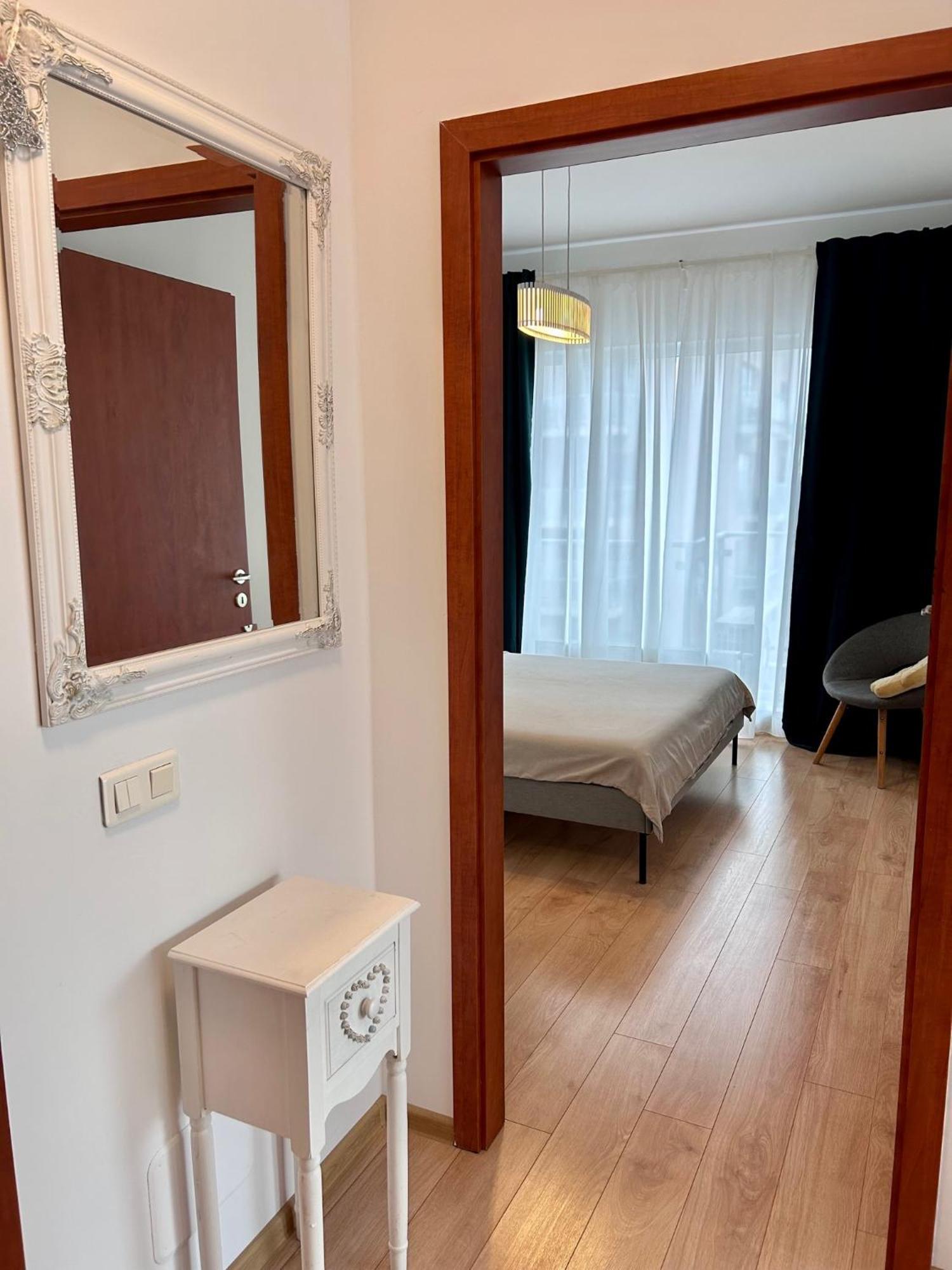 Sunrise Apartment Bukarest Eksteriør billede