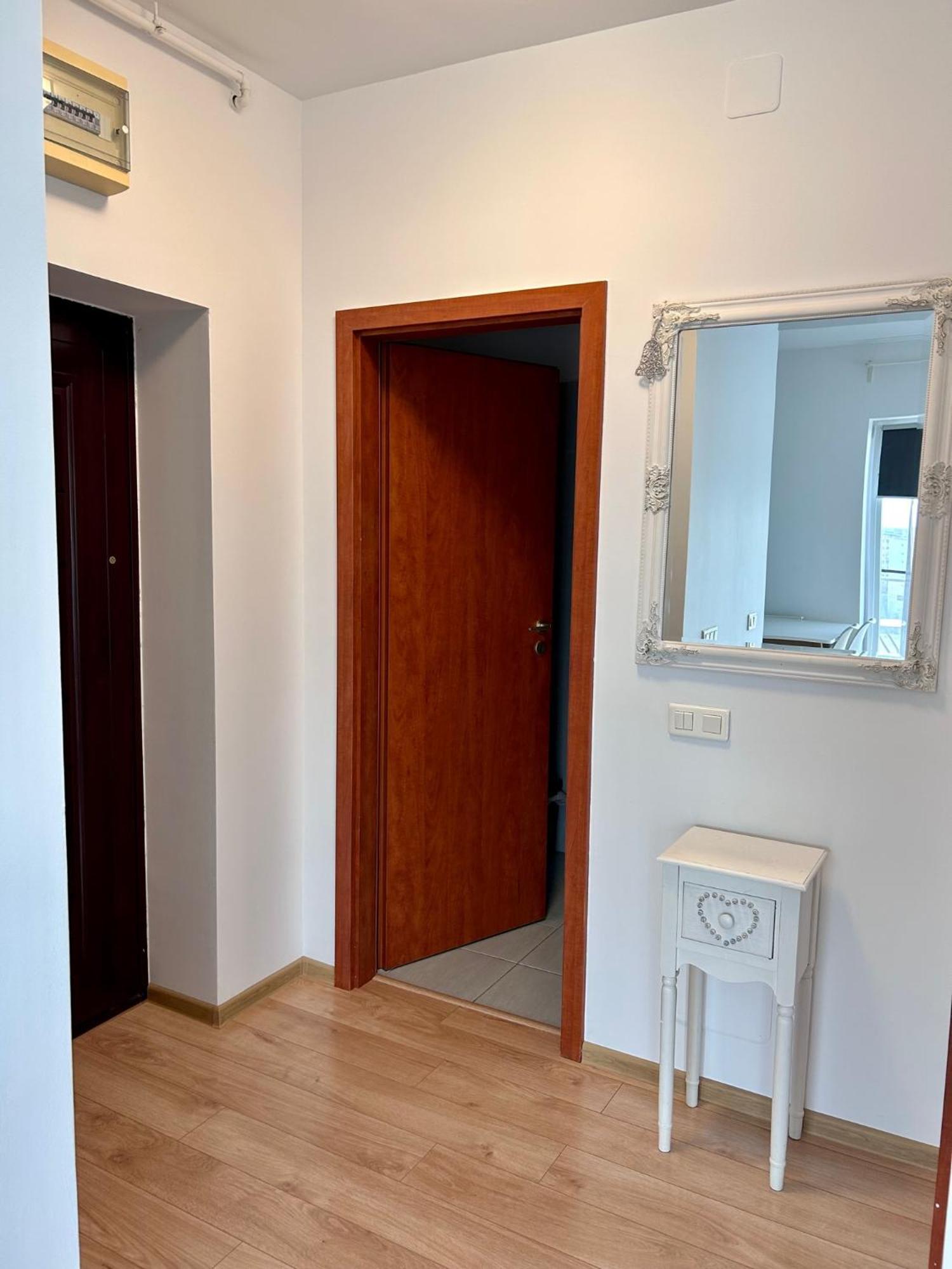 Sunrise Apartment Bukarest Eksteriør billede